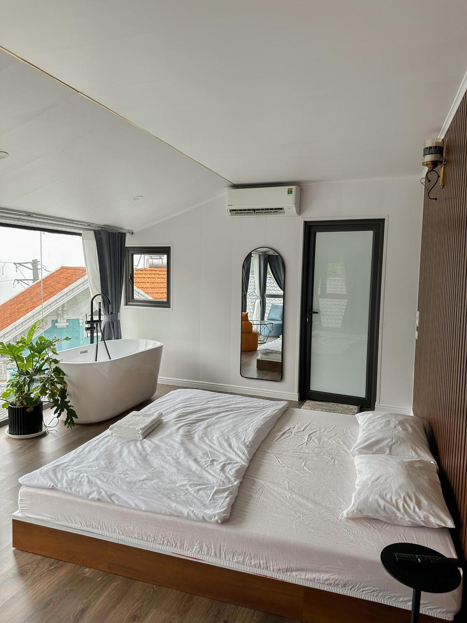 Bach Xanh House Lägenhet Tam Ðảo Exteriör bild